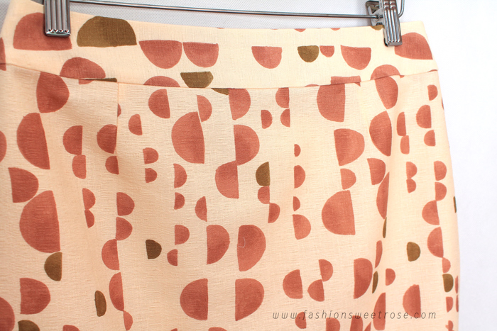 SK-494 กระโปรงทรงสอบ ผ้าคอตต้อนญี่ปุ่นพิมพ์ลายกราฟฟิก