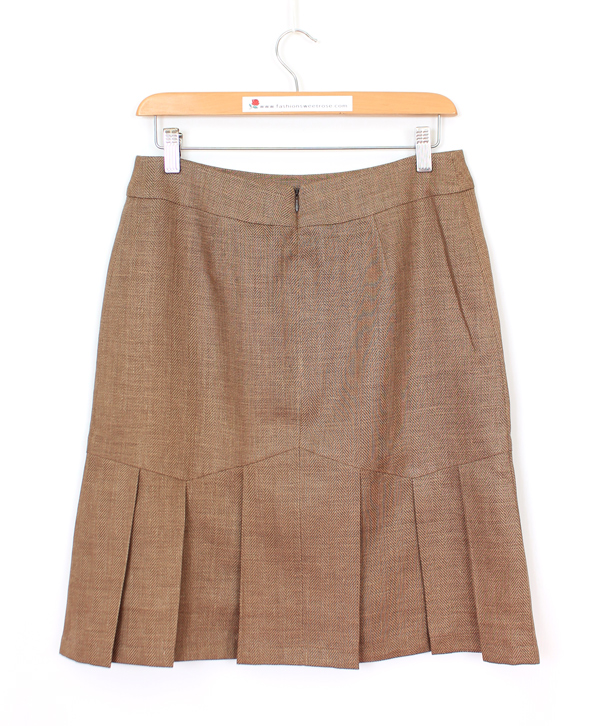 SK-479 กระโปรงทรงปลายบาน ผ้าลินินเชมเบ้สีน้ำตาล