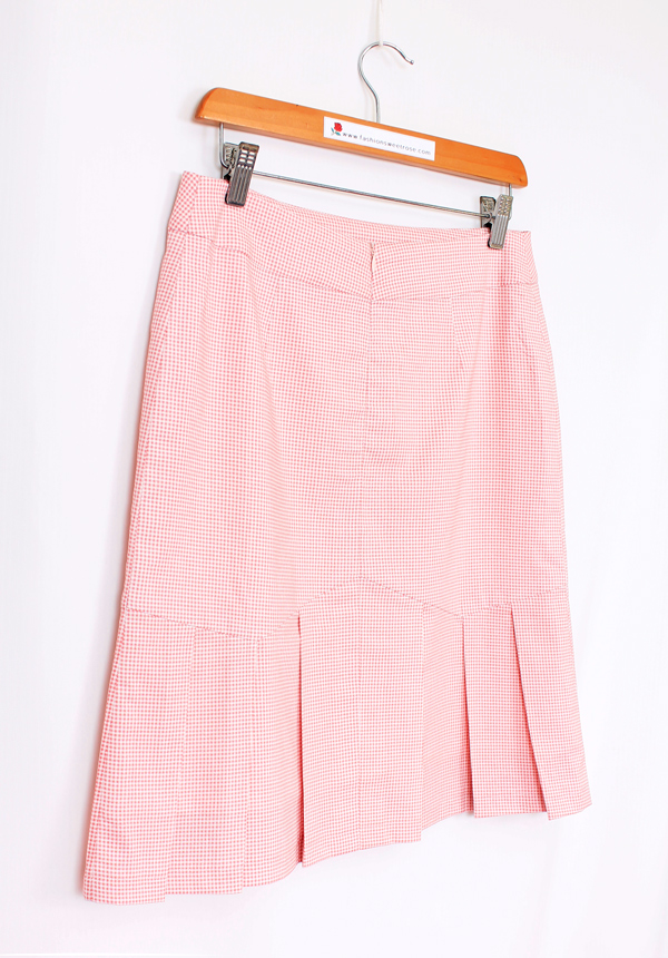 SK-478 กระโปรงทรงปลายบาน ผ้าคอตต้อนญี่ปุ่นสีชมพูพิมพ์ลายสก๊อตเล็กๆ