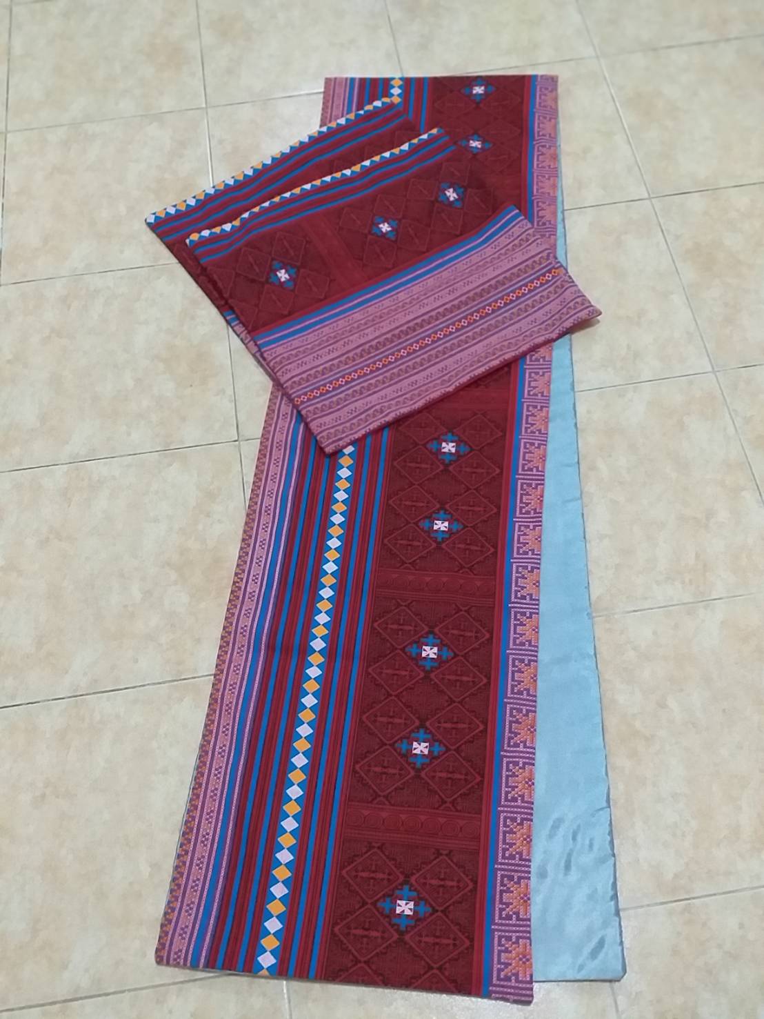 เช็ทผ้าฝ้ายอาข่าสีแดงเข้ม
