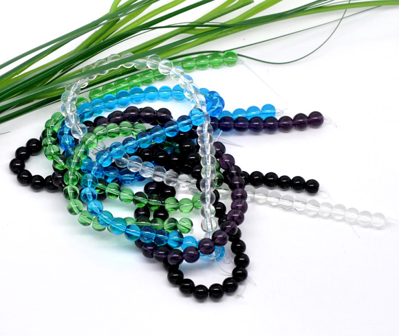 ลูกปัดแก้ว เม็ดกลม ขนาด 6มม. 1 เส้น 50 เม็ด มี 5 สี