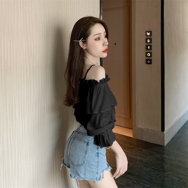 เสื้อลินินเปิดไหล่ แขนยาว Linen blouse