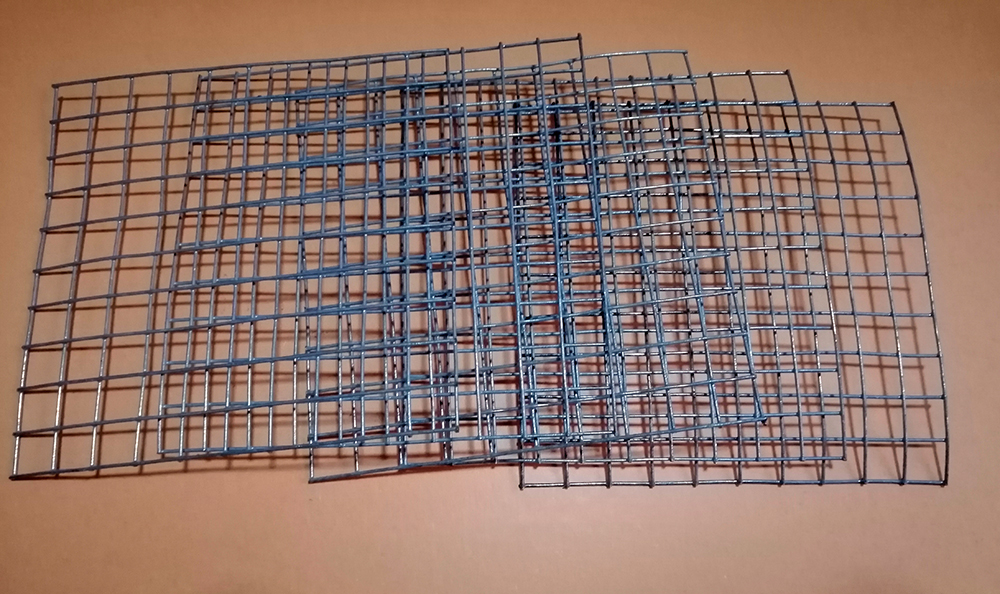 ตะแกรงลวดขนาด 9x 9 ซม.