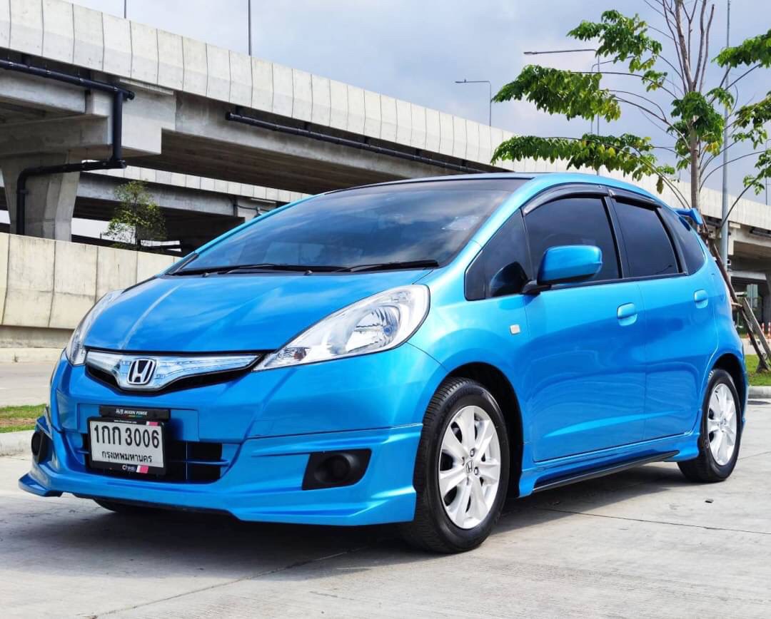 Honda Jazz สี Blue