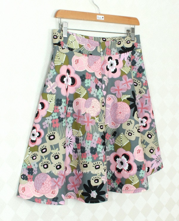 SK-319 กระโปรงแฟชั่น&ทำงาน ทรงย้วย ผ้าคอตต้อนญี่ปุ่นพิมพ์ลายกราฟฟิกวินเทจโทนชมพู