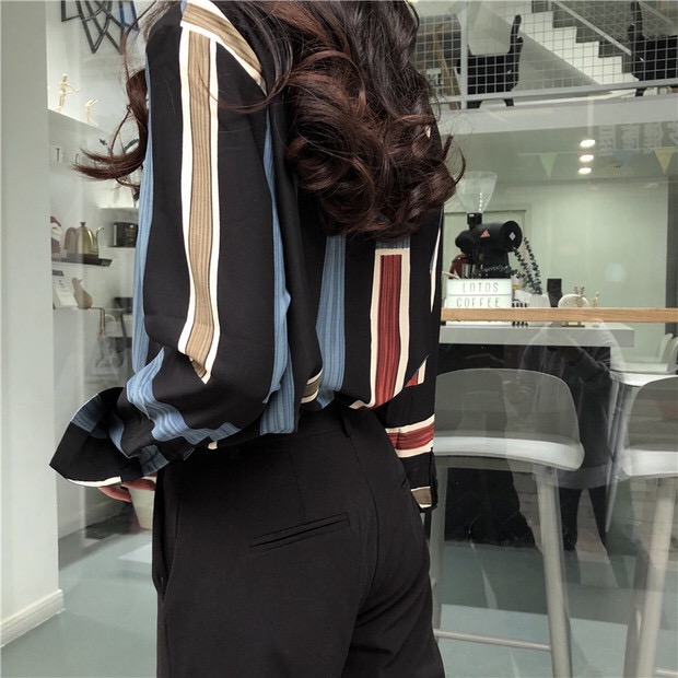 เสื้อเชิ้ตลายทางหลากสี