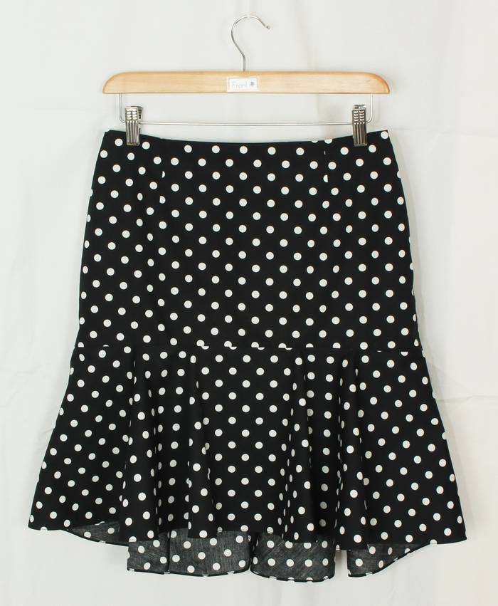 SK-198 กระโปรงแฟชั่น&ทำงาน ทรงย้วย ผ้าคอตต้อนญี่ปุ่นสีดำ Polka Dot Black
