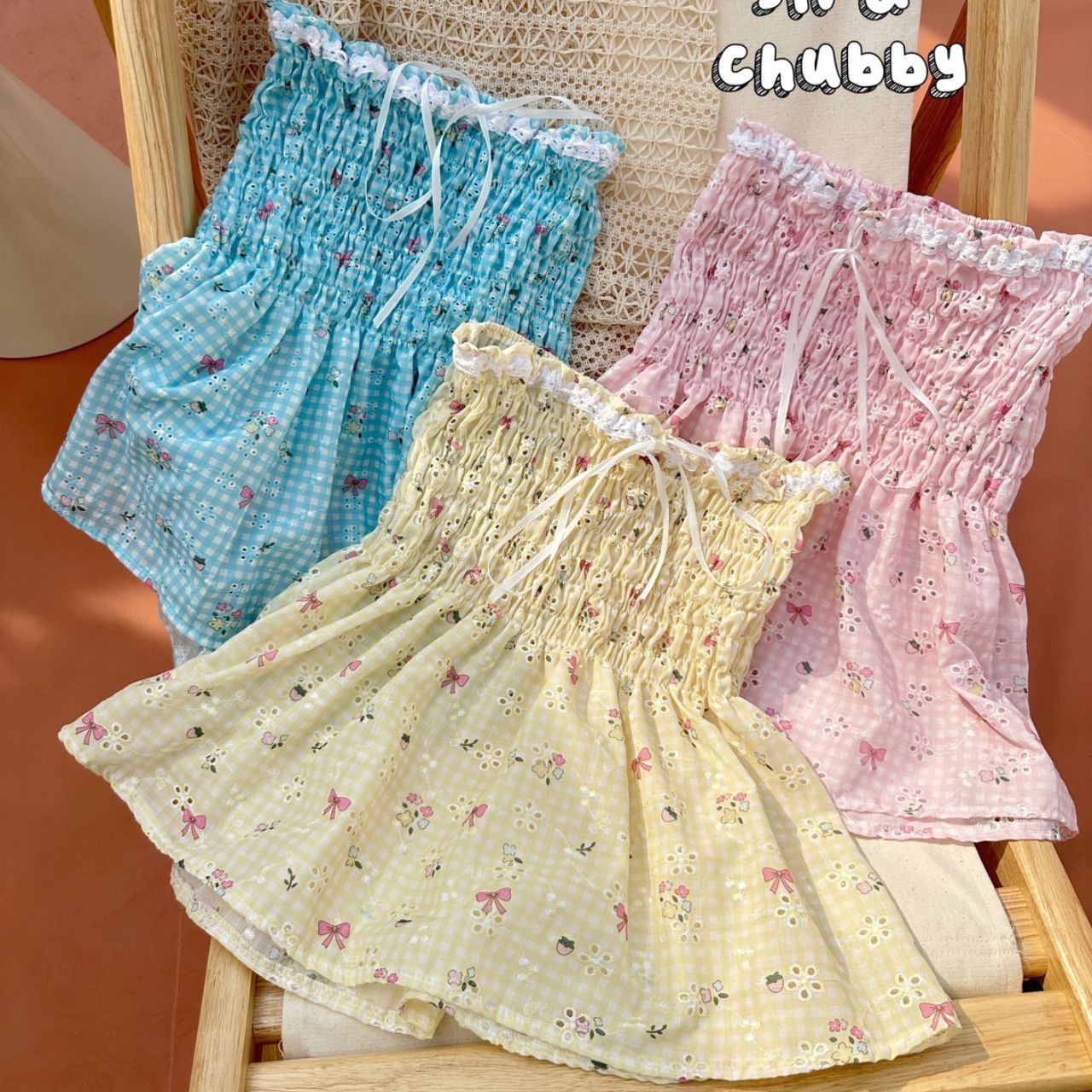 J090 ต้อนรับลมร้อน ไปทะเล สายคาเฟ่ ไม่ควรพลาด เสื้อเกาะอก สาวอวบ ชมพู เหลือง ฟ้า อก 38-48 นิ้ว