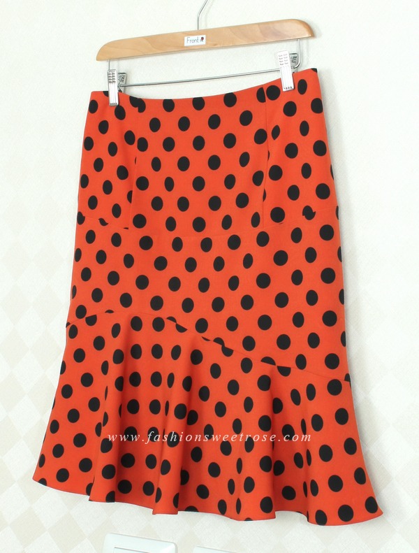 SK-302 กระโปรงแฟชั่น&ทำงาน ทรงย้วย ผ้าไหมอิตาลีสีส้มพิมพ์ลาย Polka Dot จุดดำ