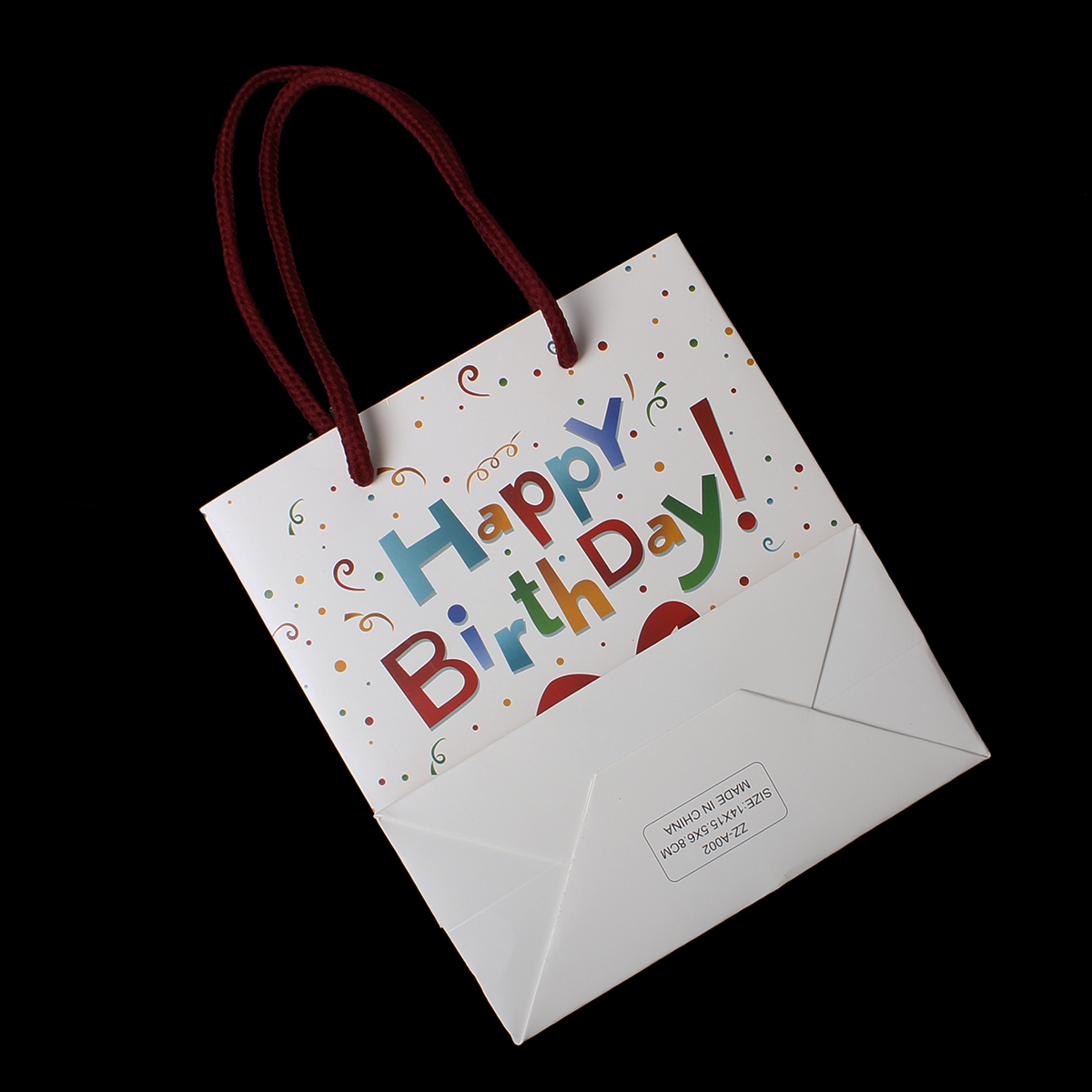 ถุงกระดาษใส่ของขวัญของชำร่วยสีขาว Happy Birthday น่ารักน่าใช้ ขนาด 15.5cm x 14.0cm 1ใบ