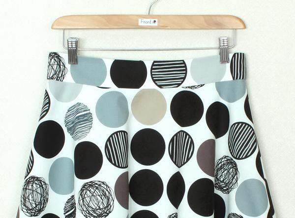 SK-334 กระโปรงแฟชั่น&ทำงาน ทรงย้วย ผ้าคอตต้อนญี่ปุ่นพิมพ์ลายวงกลมกราฟฟิก