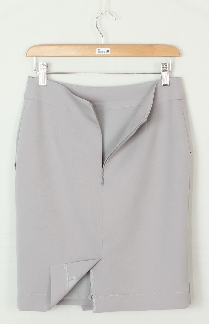 SK-205 กระโปรงแฟชั่น&ทำงาน ทรงสอบ ผ้าไหมอิตาลี สีเทา