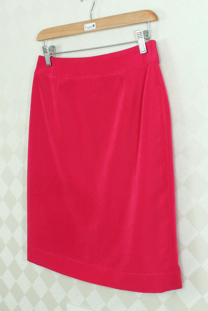 SK-256 กระโปรงแฟชั่น&ทำงาน ทรงสอบ ผ้าวาเลนติโนสีชมพูบานเย็น ด้านหลังจับจีบระบายซ้อนกัน