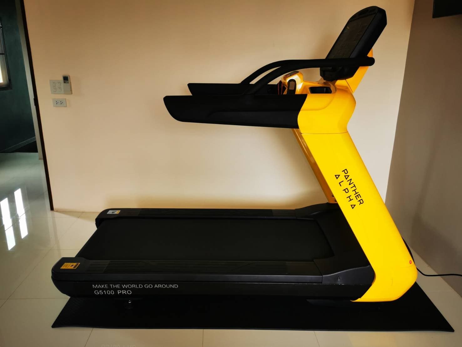 ลู่วิ่งไฟฟ้า G5100 PRO | ลู่วิ่งเชิงพาณิชย์คุณภาพสูงสำหรับฟิตเนสและใช้ในบ้านระดับพรีเมียม