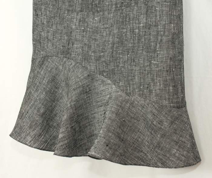 SK-221 กระโปรงแฟชั่น&ทำงาน ทรงย้วย ผ้าลินินญี่ปุ่นเชมเบ้ โทนดำ
