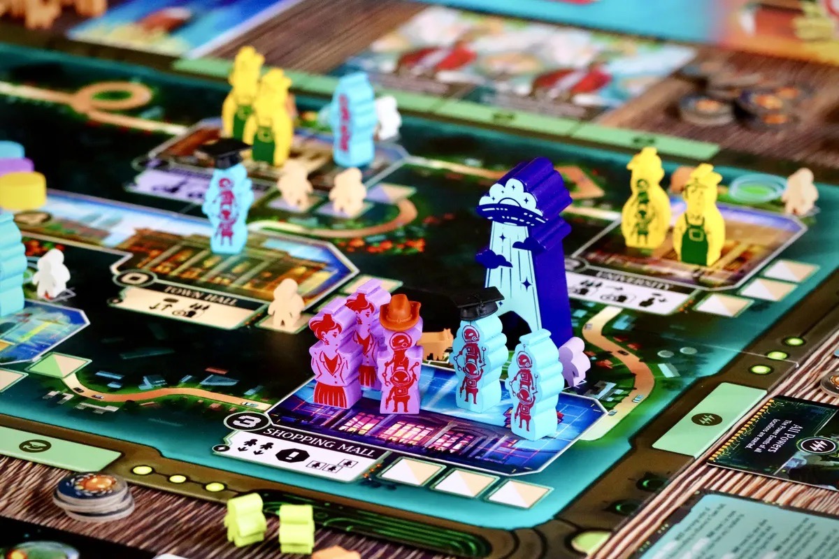 SILOS: Secret InterLopers from Outer Space! และส่วนเสริม Crop Circles Module บอร์ดเกม ของแท้