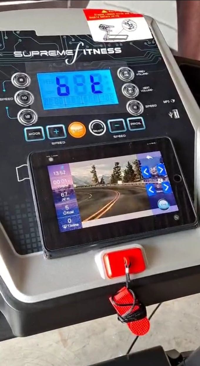 ลู่วิ่งไฟฟ้า Supreme Fitness D100 / 3 HPP