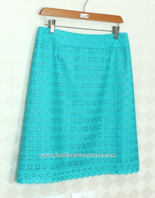 SK-332 กระโปรงทรงเอ ผ้าลูกไม้สีฟ้าเข้มอมเขียว ชายกระโปรงเป็นเชิงลูกไม้