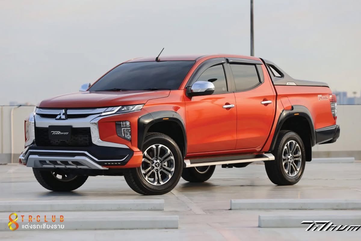ชุดแต่ง TITHUM TRITON 2023
