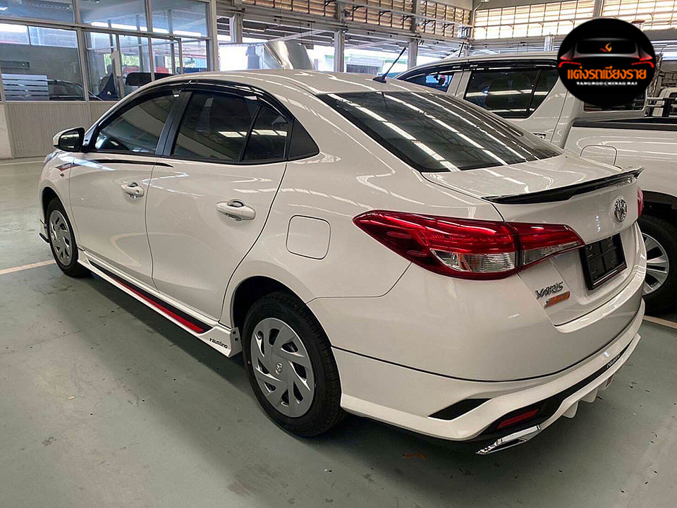 ชุดแต่งรอบคัน FOUSTINO : Yaris ATIV 2021 4 ประตู