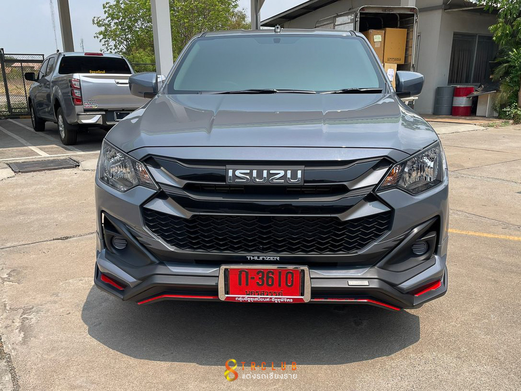 ชุดแต่งสเกิร์ตรอบคัน THUNZER สำหรับ ALL NEW D-MAX 2023 (ตัวเตี้ย)