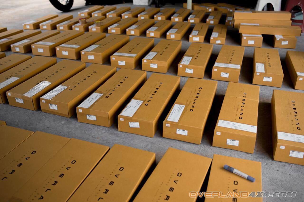 OVERLAND - raccoon jump [โช๊คหลัง รถฮุนได h-1 starex]