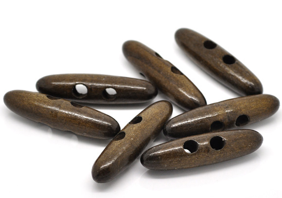 กระดุมแท่งไม้ 2 รู ขนาด 5.9 ซม. แพ็ค 20 เม็ด