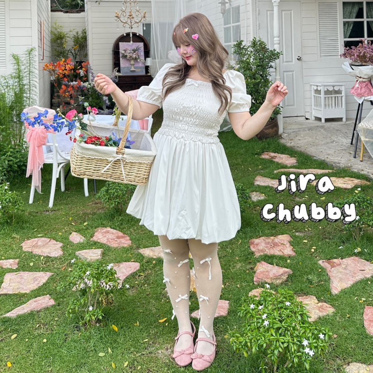 J097 เดรสสาวอวบ กระโปรงทรงบอลลูน อกได้ถึง 48นิ้ว หน้าผ้า50นิ้ว ขาว ชมพูนม อก 48-48