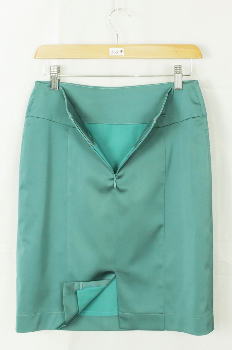 SK-128 กระโปรงแฟชั่น&ทำงาน ทรงสอบแบบตัดต่อ ผ้าญี่ปุ่นสีเขียวอมฟ้า