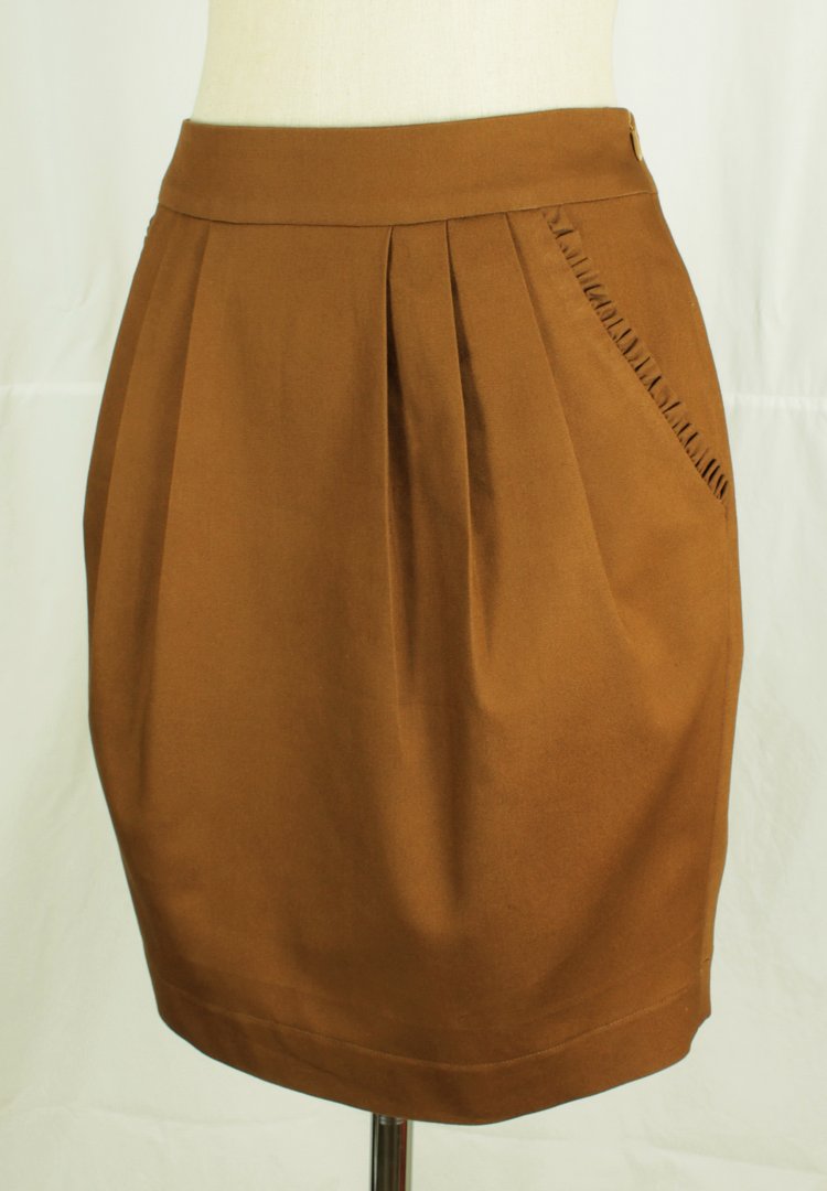 SK-150 กระโปรงแฟชั่น&ทำงาน ทรงสอบจับจีบทวิช ผ้าญี่ปุ่นสีน้ำตาลทรายแดง
