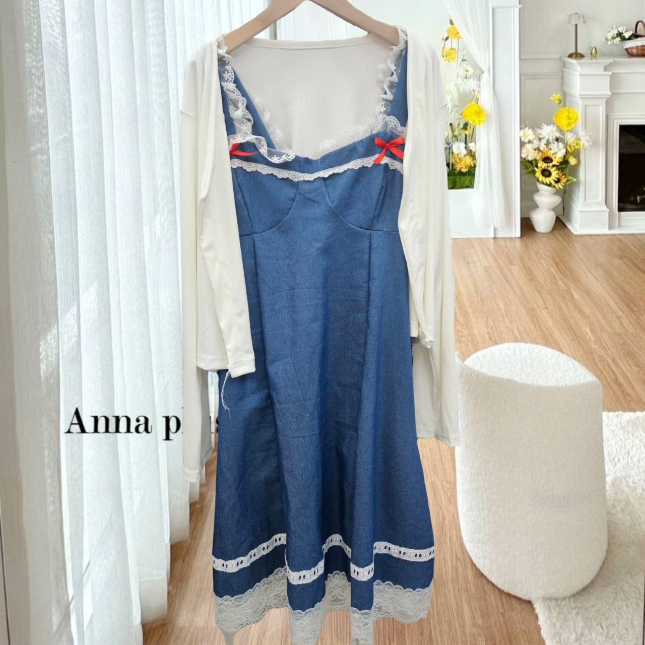 A211 เดรส สาวอวบ ผ้ายีนส์ แต่งลูกไม้ มีผ้าโพกผม มาพร้อมเสื้อคลุมจะรับเดรสอย่างเดียวก็ได้ อก40-50 นิ้ว ผ้ายีนส์ อก40-50นิ้ว