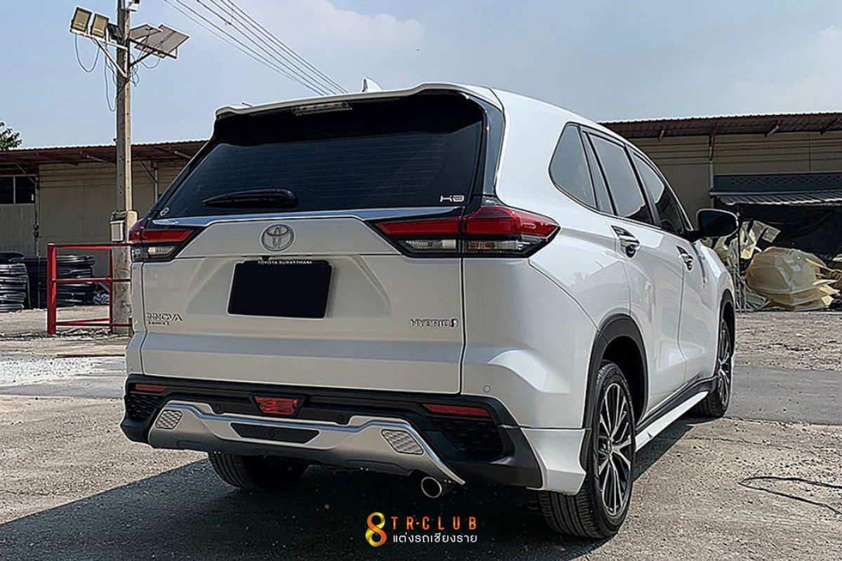 ชุดแต่งสเกิร์ตรอบคัน MODELISTA - INNOVA ZENIX 2023