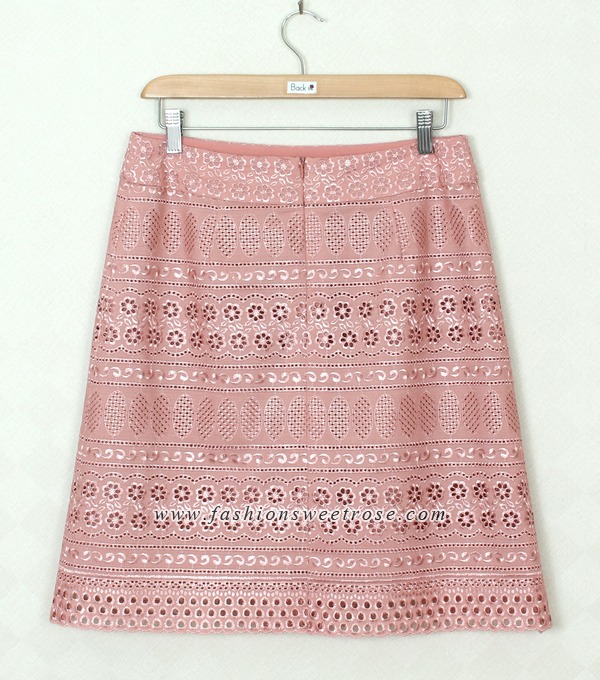 SK-329 กระโปรงทรงเอ ผ้าลูกไม้สี Peach ชายกระโปรงเป็นเชิงลูกไม้