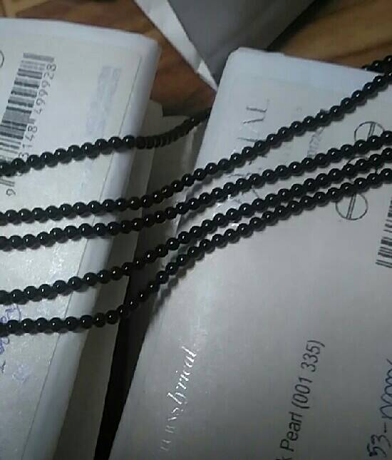 ลูกปัดมุกคริสตัลสวารอฟสกี้แท้ 5810 สีดำลึกลับ ขนาด 3 มม. 1 เส้น 200 เม็ด
