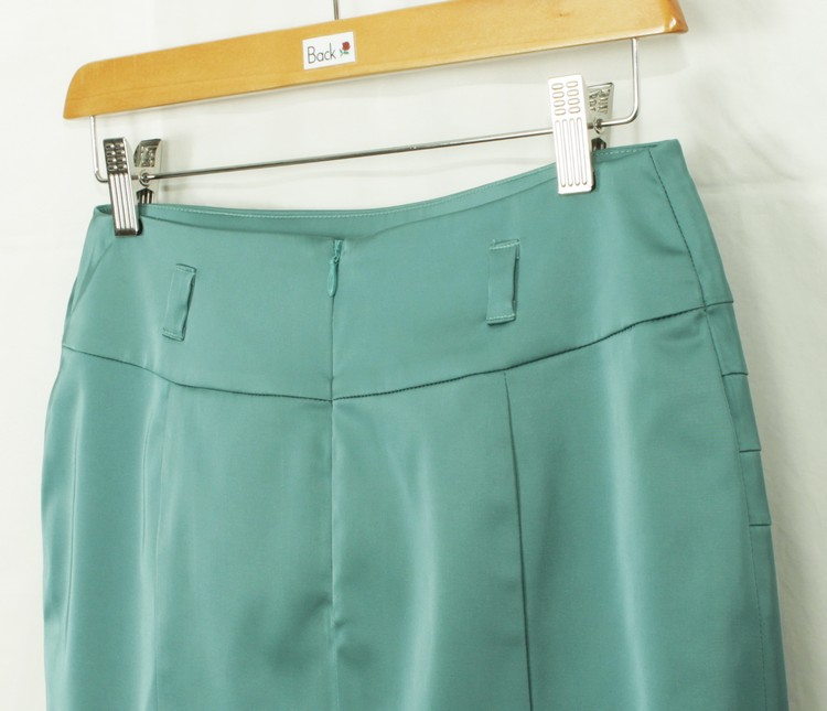 SK-128 กระโปรงแฟชั่น&ทำงาน ทรงสอบแบบตัดต่อ ผ้าญี่ปุ่นสีเขียวอมฟ้า