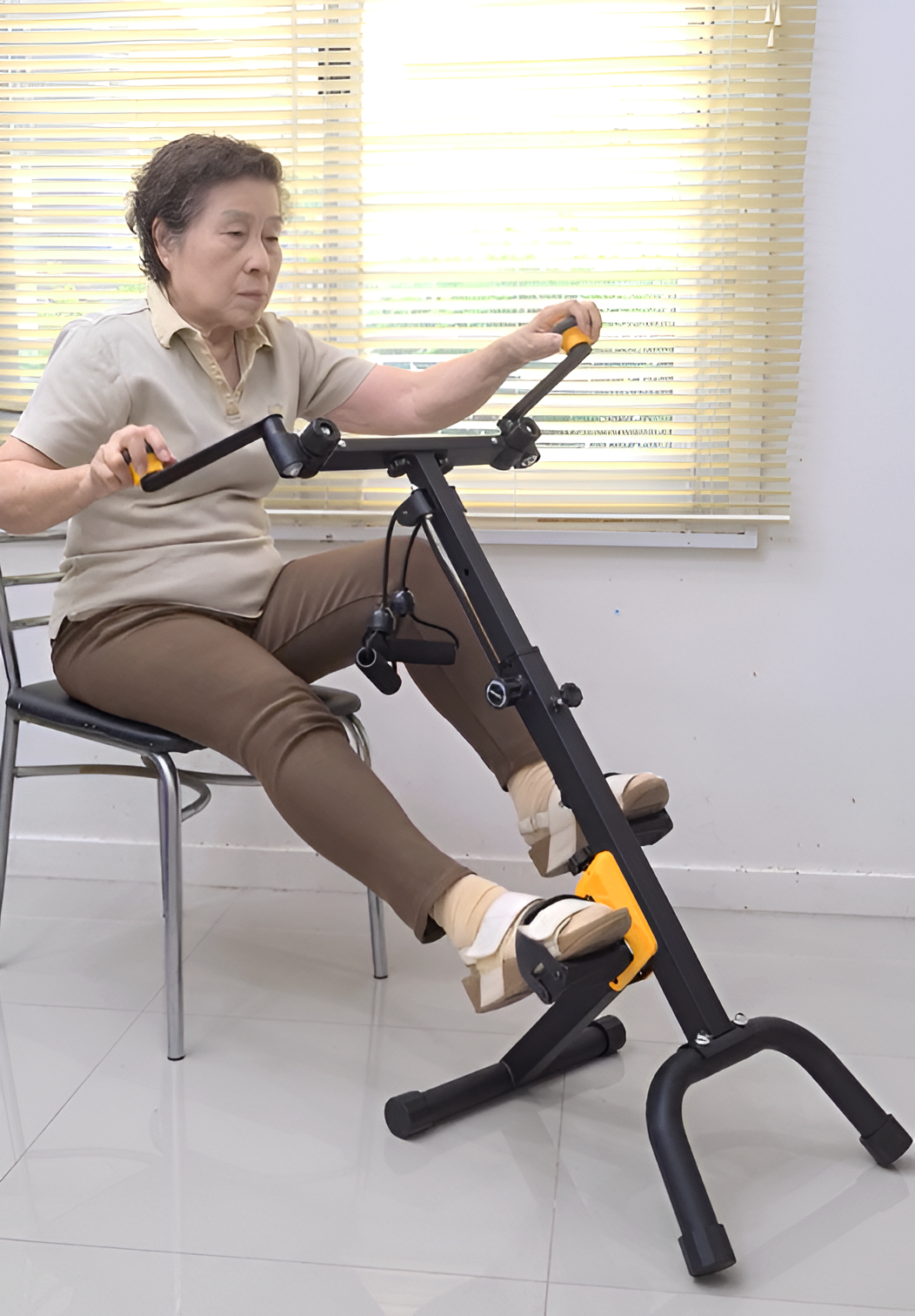 จักรยานกายภาพมือหมุนสำหรับผู้สูงอายุ จักรยานกายภาพบำบัด