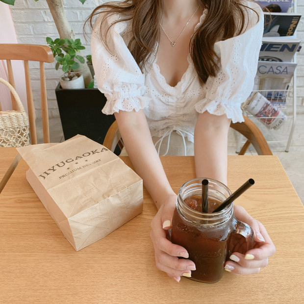 เสื้อครอปลูกไม้มินิ เอวจั้มพ์