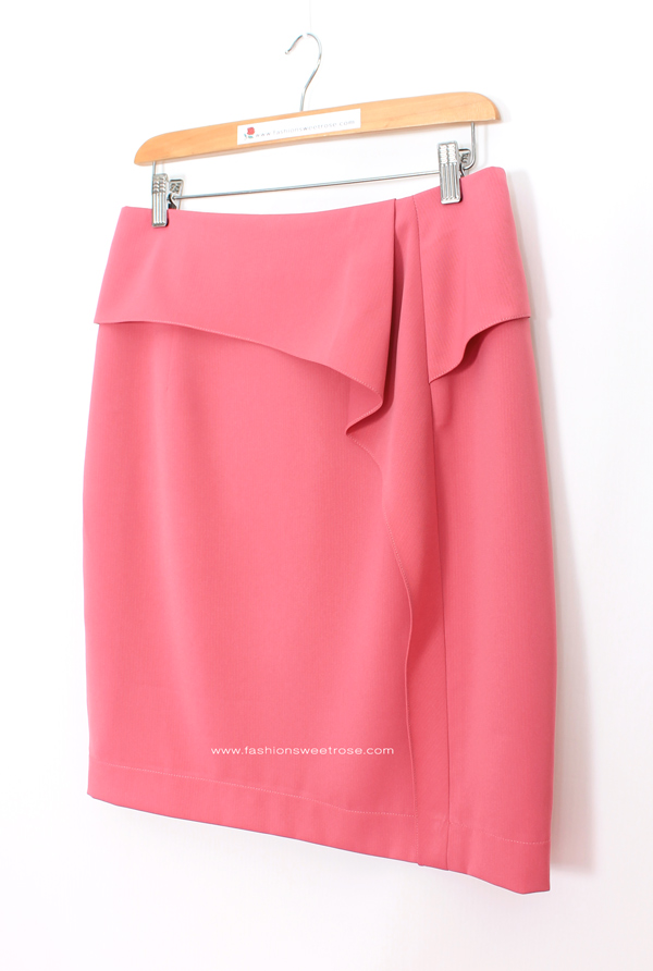 กระโปรงทรงสอบ แต่งระบายด้านหน้า ผ้าโพลีเอสเตอร์ สีชมพู Pink-Candy / SK-481