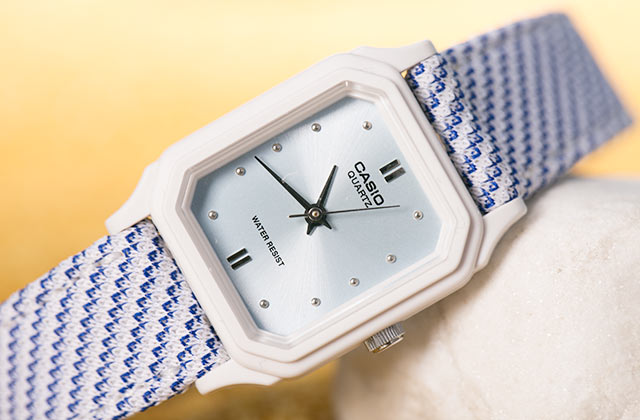 CASIO NORMAL รุ่น LQ-142LB-2A2DF สีฟ้า สายผ้า เรือนเล็ก สินค้าของเเท้