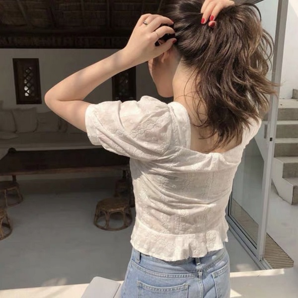 เสื้อครอปลูกไม้มินิ Linda crop