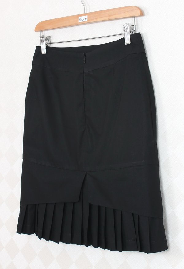 SK-280 กระโปรงแฟชั่น&ทำงาน ทรงสอบ ผ้าคอตต้อนญี่ปุ่นสีดำ ชายกระโปรงจับจีบรอบตัว