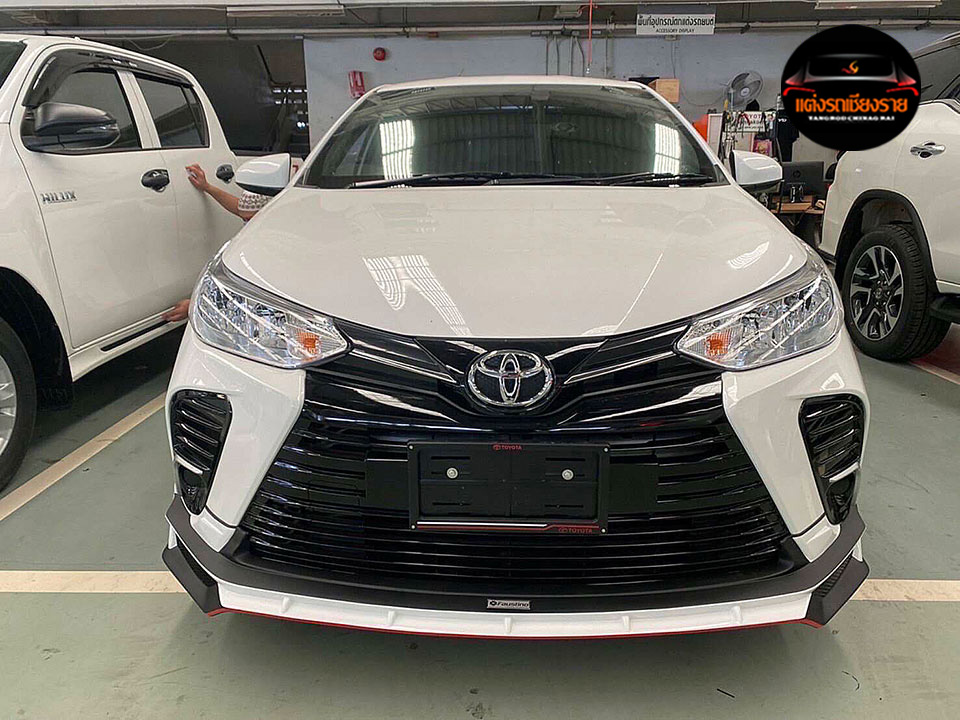 ชุดแต่งรอบคัน FOUSTINO : Yaris ATIV 2021 4 ประตู