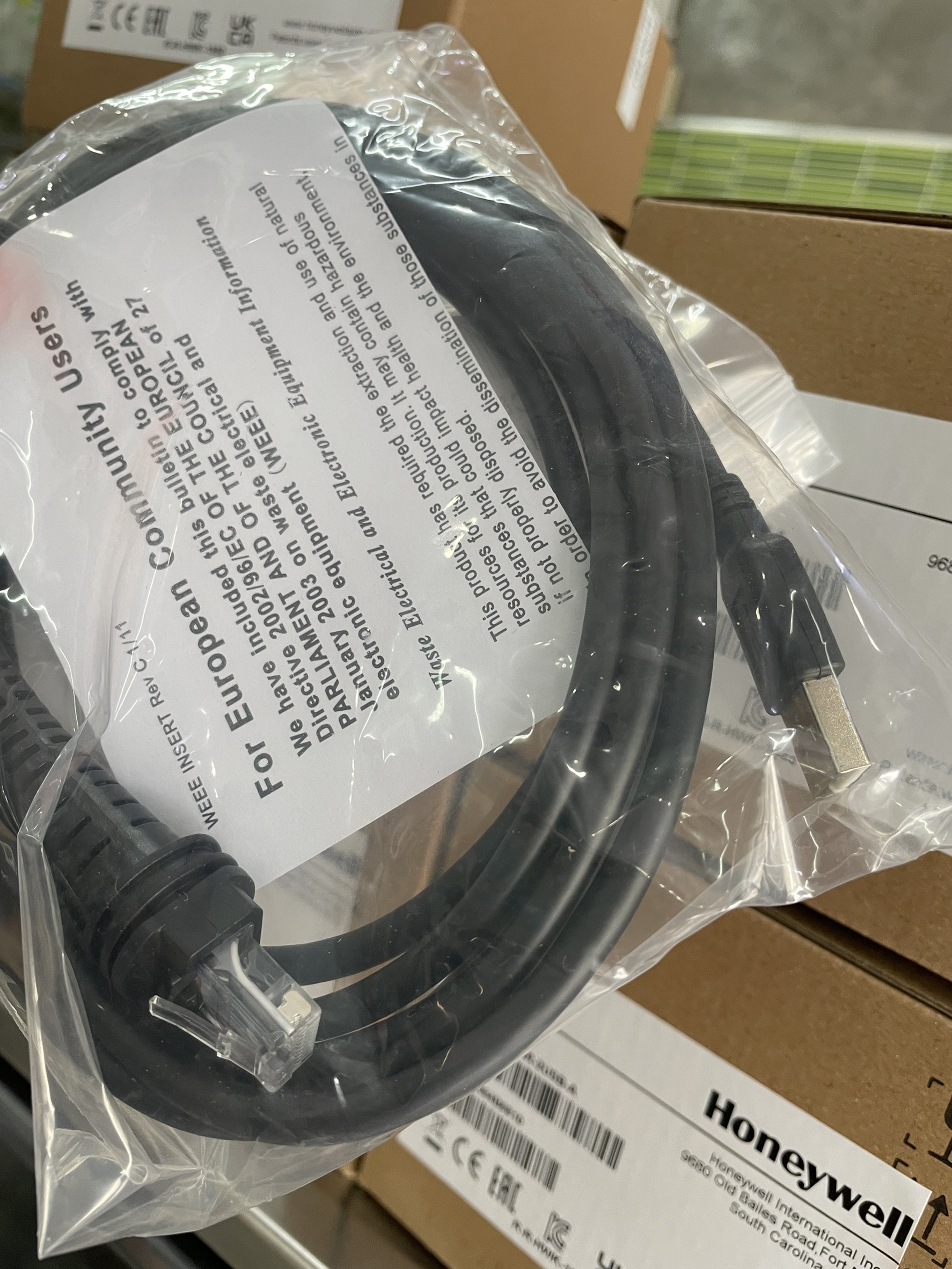Honeywell Xenon 1950GSR เครื่องอ่านบาร์โค้ด 1D 2D QR Passport หน้าจอมือถือ USB รับประกัน 5 ปี