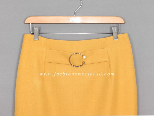 SK-437 กระโปรงทรงดินสอ ผ้า Double Twist สีเหลือง