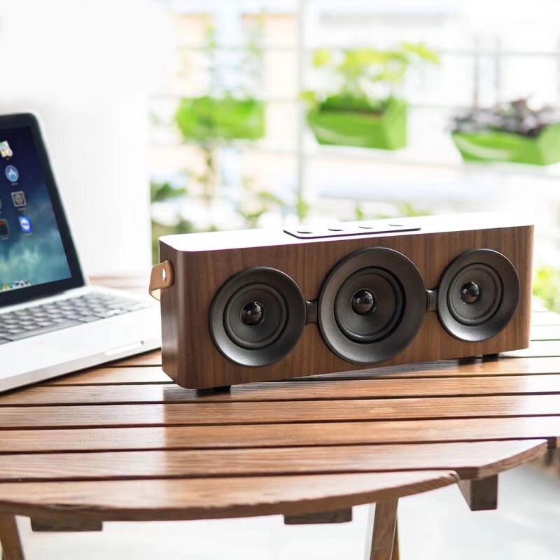 ลำโพงบลูทูธไร้สาย รุ่น Retro Wood เล่นวิทยุ FM ได้