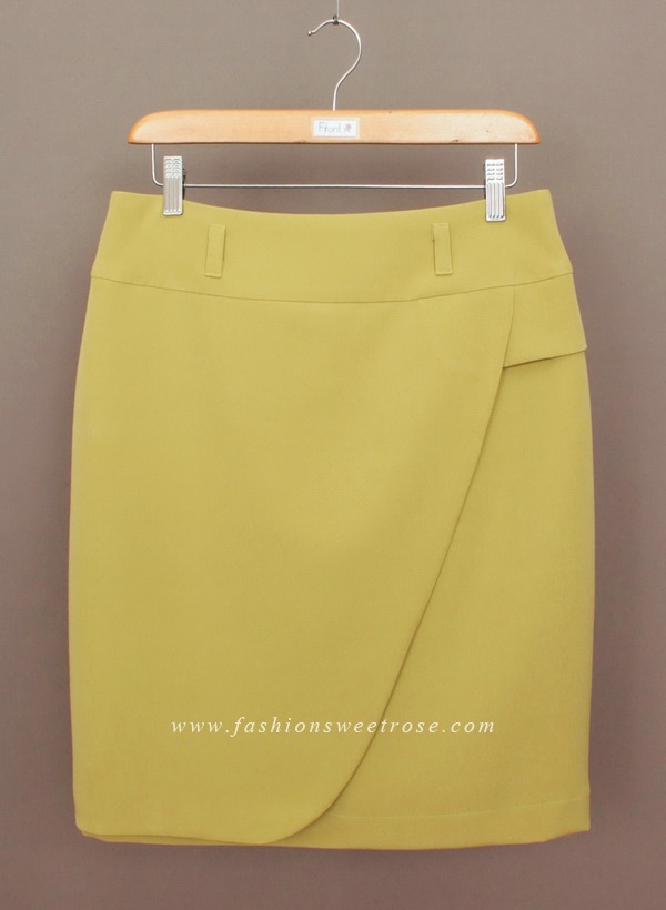 SK-442 กระโปรงทรงสอบ ผ้า Double Twist สีเขียว