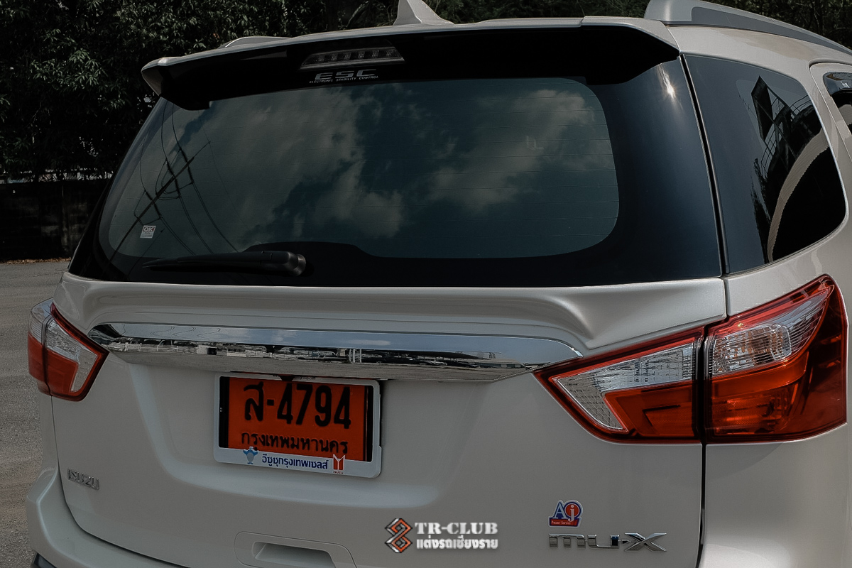 ชุดแต่งสเกิร์ตรอบคัน JAP MU-X 2017-2019