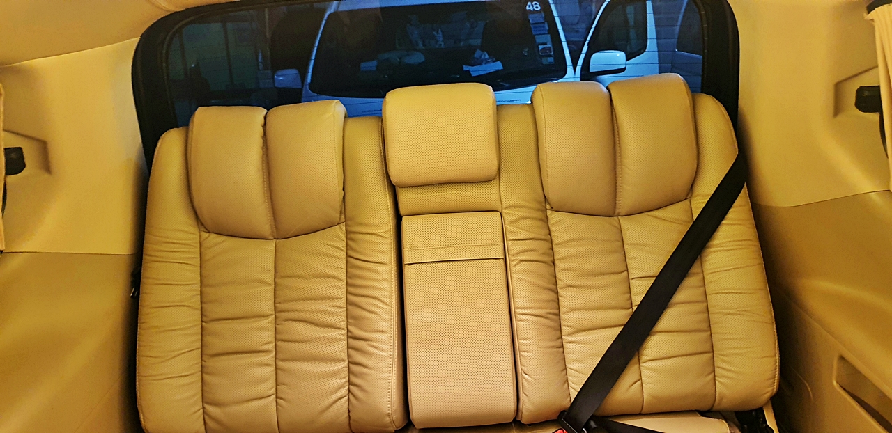 HYUNDAI H-1 ELITE 2019 ลูกค้า ชลบุรี [ เบาะVIP , เบาะท้าย , หลังคา , คอนโซลเตี้ย , จอเพดาน , เครื่องเสียง , ผ้าม่าน ] - นง7120