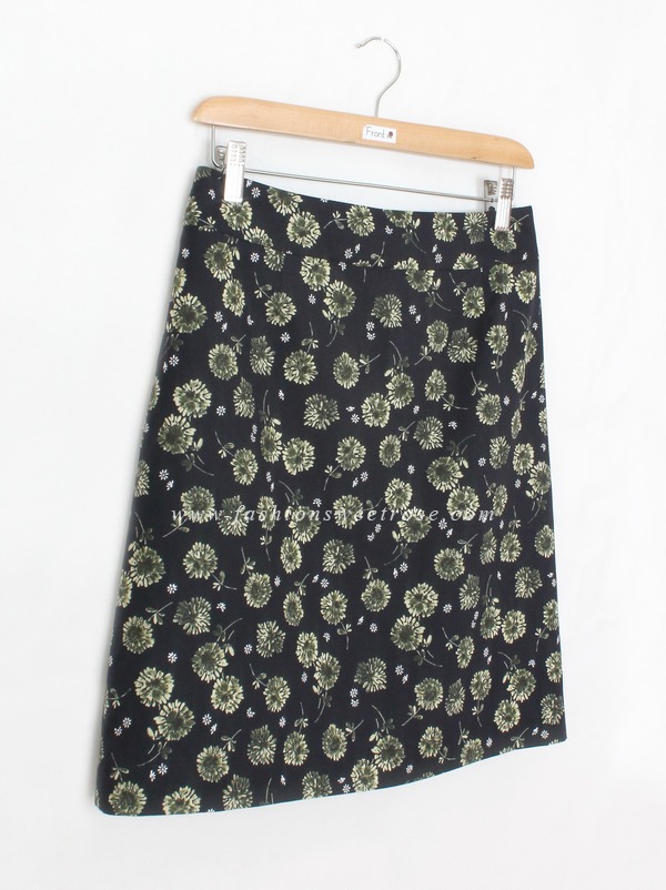 SK-412 กระโปรงทรงเอ ผ้าคอตต้อนญี่ปุ่นพิมพ์ลายดอกไม้ Daisy