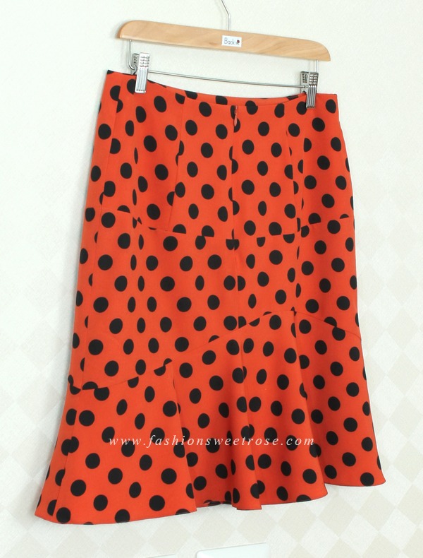 SK-302 กระโปรงแฟชั่น&ทำงาน ทรงย้วย ผ้าไหมอิตาลีสีส้มพิมพ์ลาย Polka Dot จุดดำ